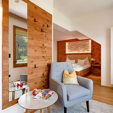 Hotel Nagglerhof Am 4*