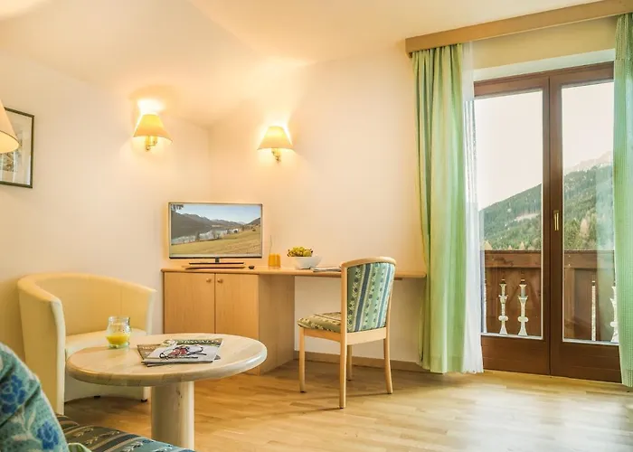 魏森塞纳格勒霍夫酒店 魏森湖